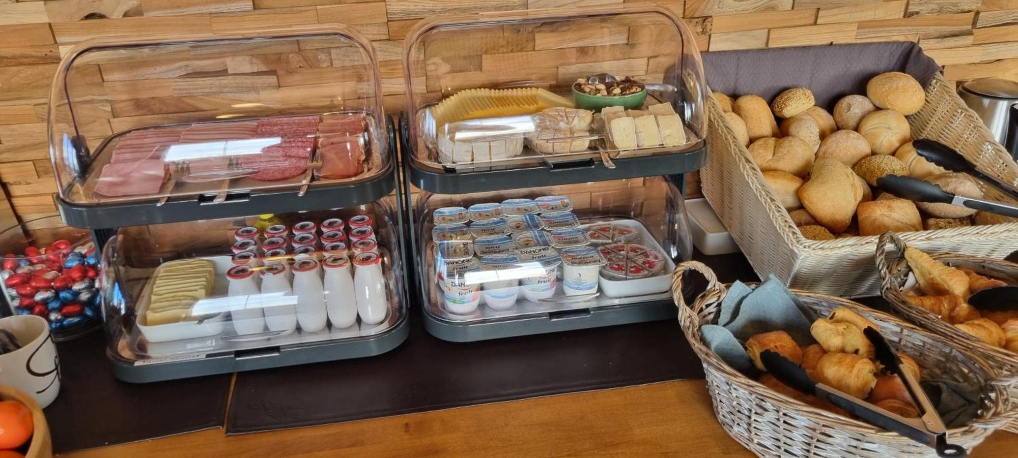 Hotel Westendia And Free Parking Top Breakfast Вестенде Екстериор снимка
