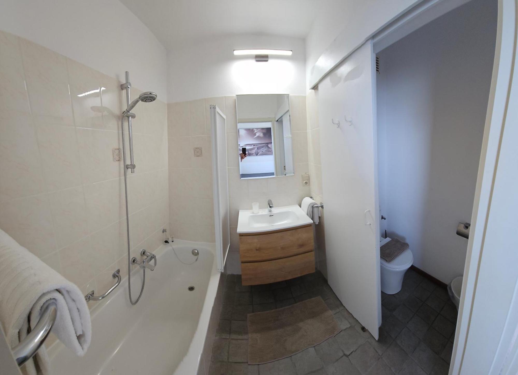 Hotel Westendia And Free Parking Top Breakfast Вестенде Екстериор снимка