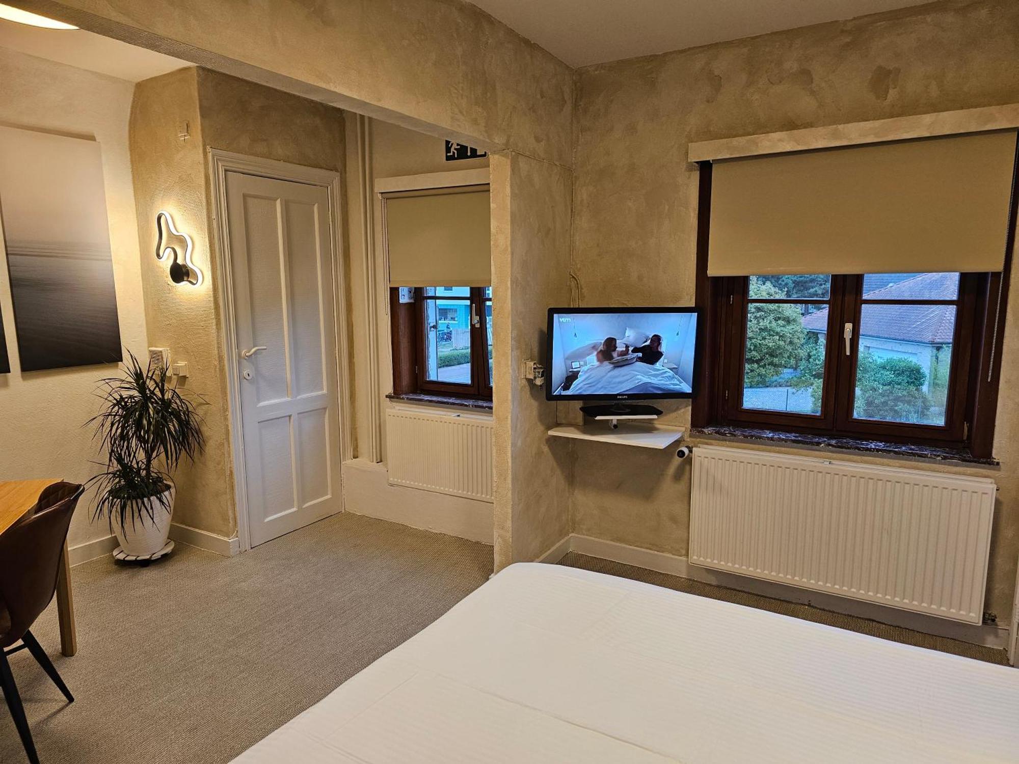 Hotel Westendia And Free Parking Top Breakfast Вестенде Екстериор снимка