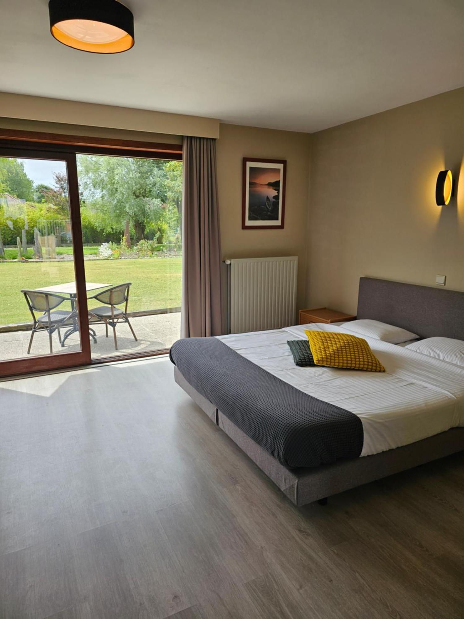 Hotel Westendia And Free Parking Top Breakfast Вестенде Екстериор снимка