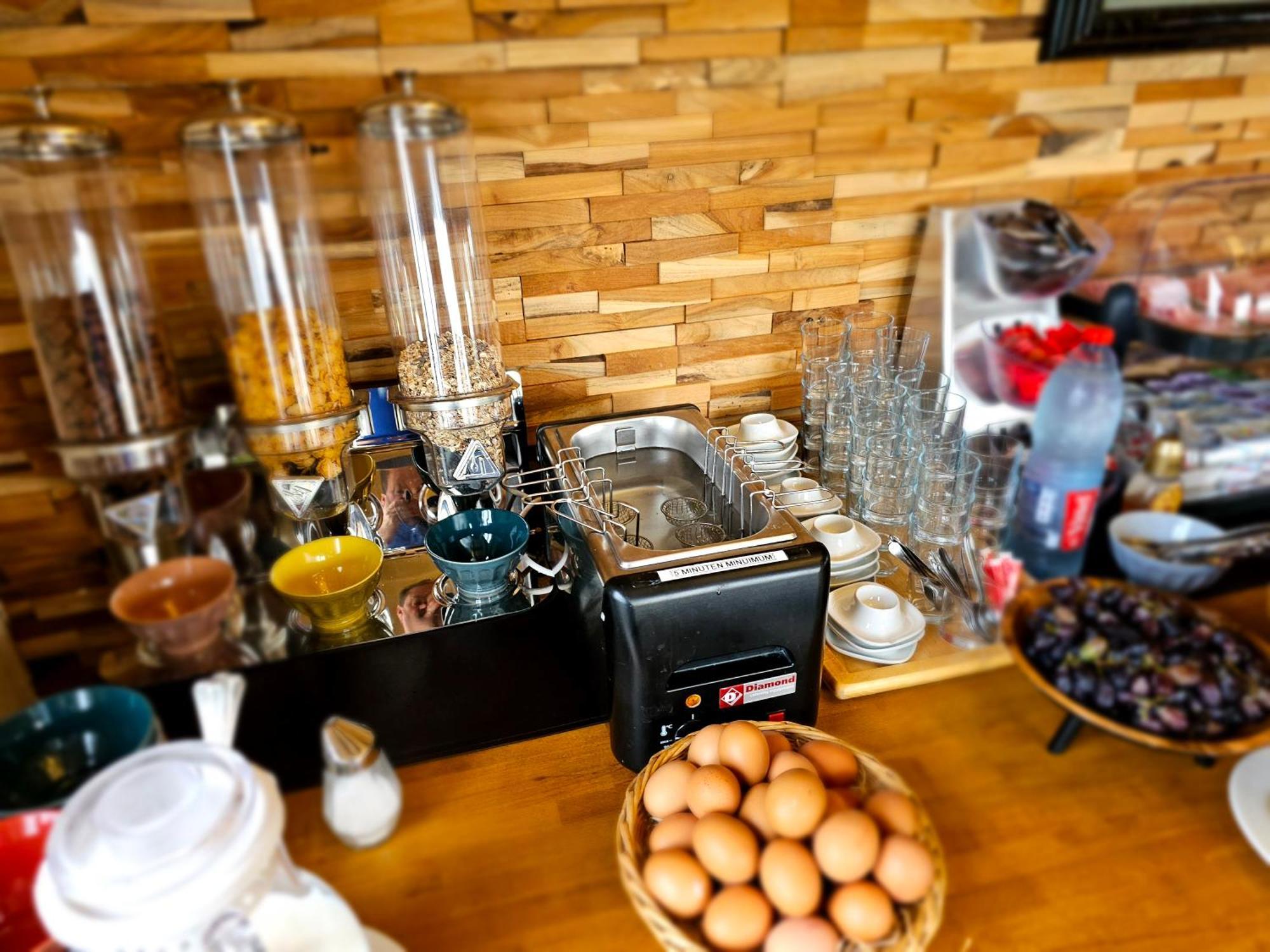 Hotel Westendia And Free Parking Top Breakfast Вестенде Екстериор снимка