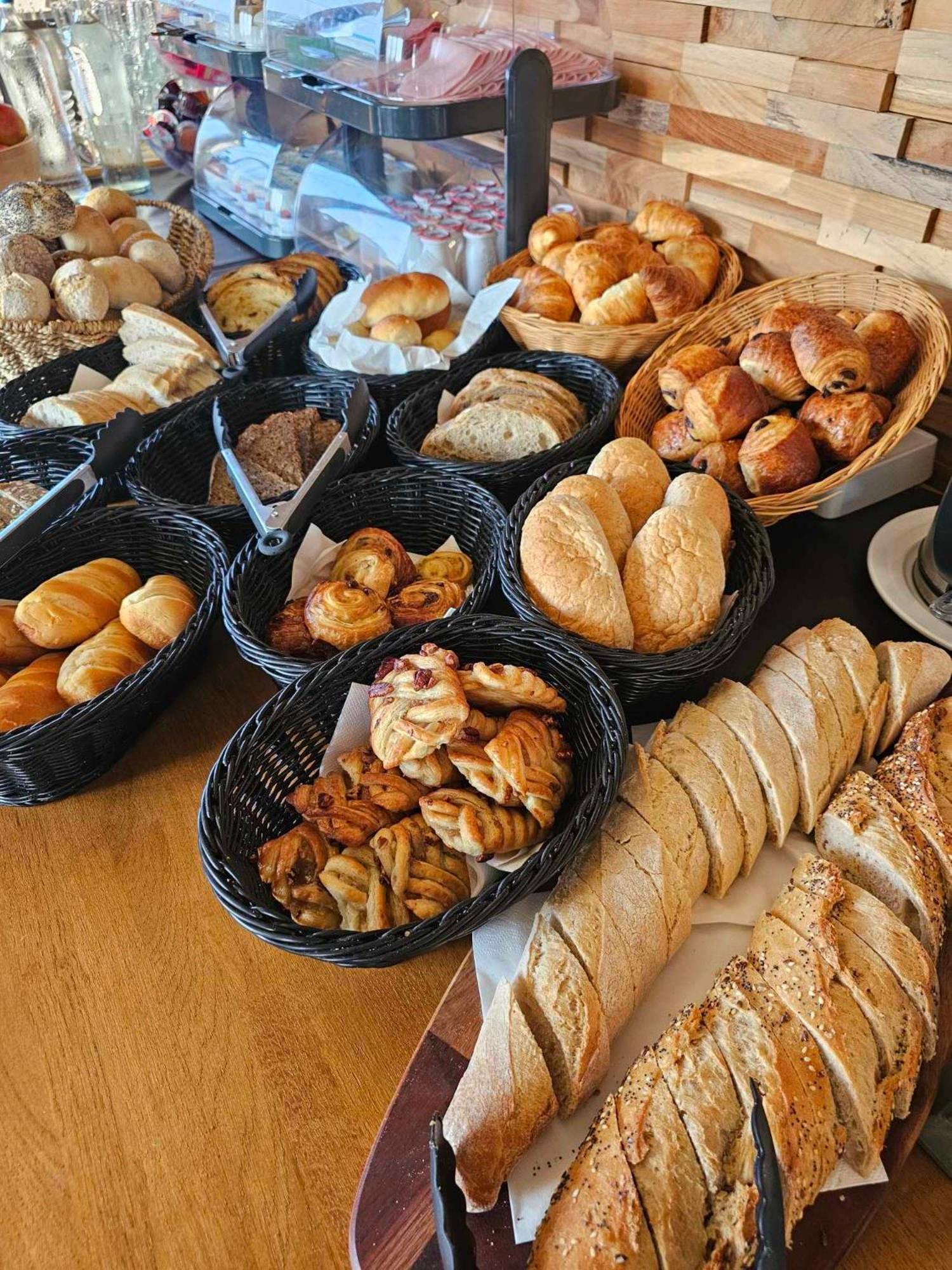 Hotel Westendia And Free Parking Top Breakfast Вестенде Екстериор снимка
